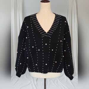 POL Elegant Black V-Neck Sweater with Embellished Pearl Detailing Small